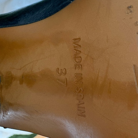 L'INTERVALLE Genuine Leather Black Heeled Boots - Picture 5 of 7